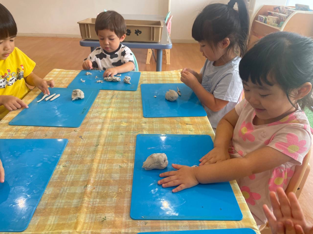 Pinch, Pull, Playdough! ☆ Preschool