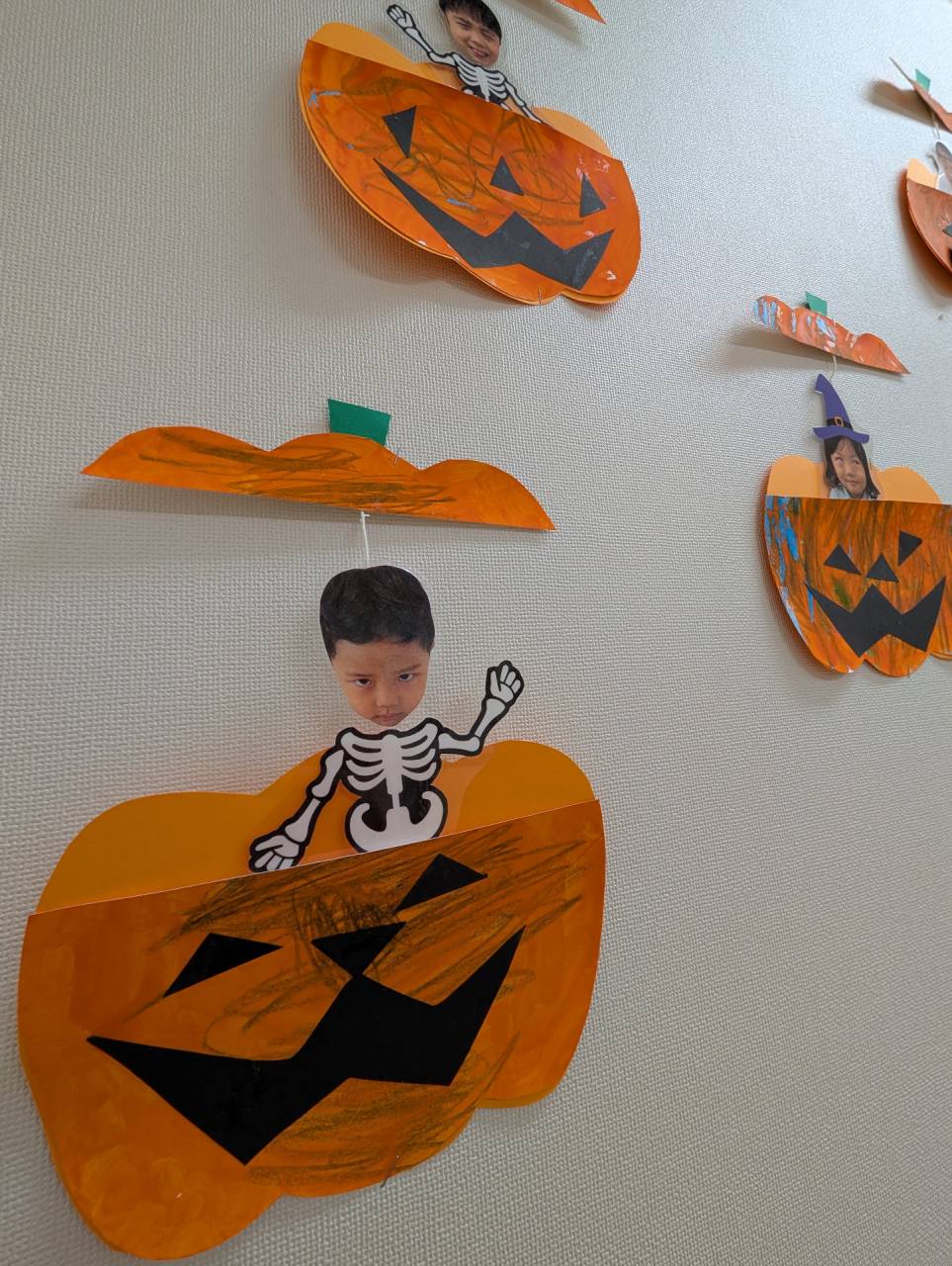 Color mixing and Halloween Decor (Kindy 1)